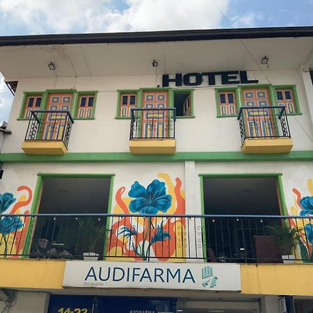 Hotel Las Flores 圣罗莎德卡瓦尔 外观 照片
