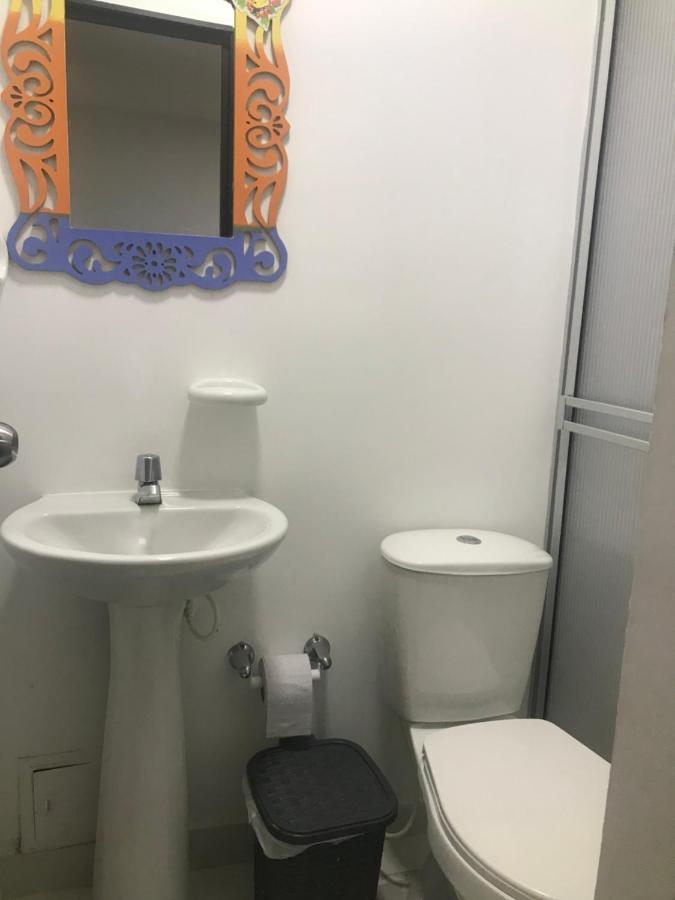 Hotel Las Flores 圣罗莎德卡瓦尔 外观 照片