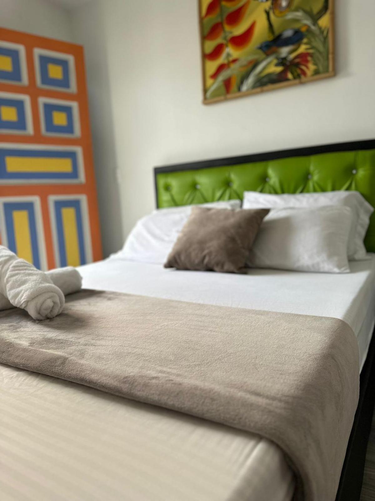 Hotel Las Flores 圣罗莎德卡瓦尔 外观 照片