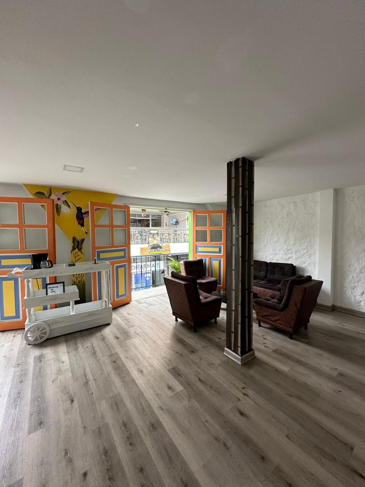 Hotel Las Flores 圣罗莎德卡瓦尔 外观 照片