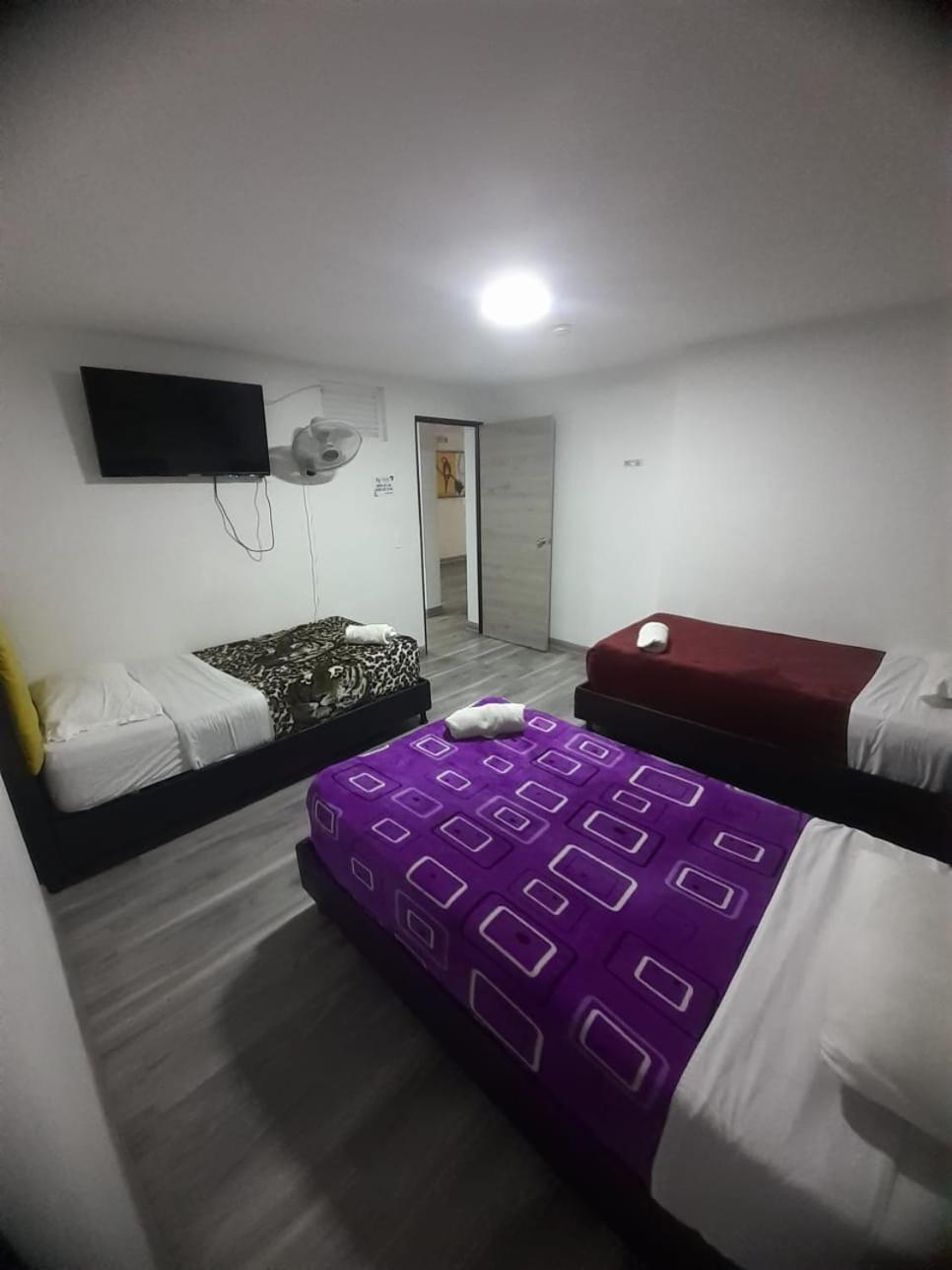 Hotel Las Flores 圣罗莎德卡瓦尔 外观 照片